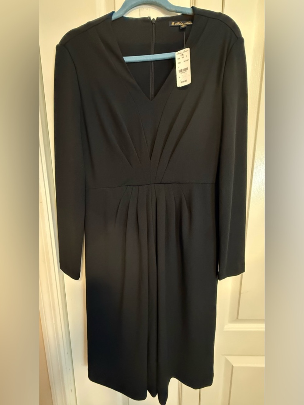 NWT Brooks Brothers Black V-Neck Pleated Waist Long Sleeve Dress Size 6‎